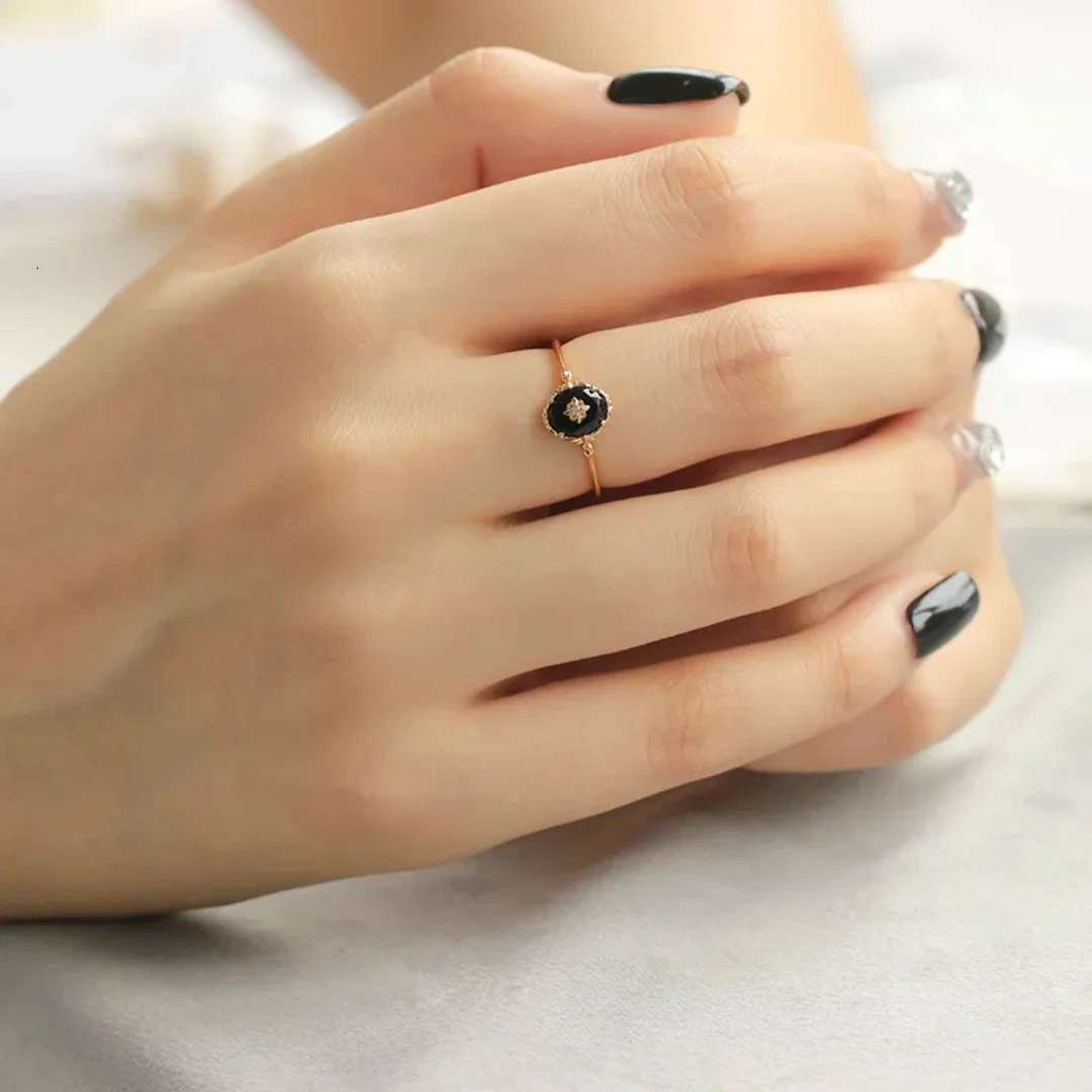 Ring mit schwarzem Stein Juliette – Bild 3